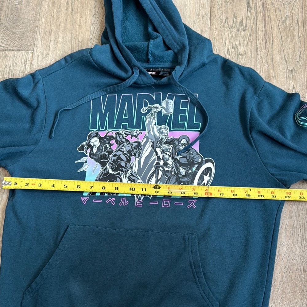 Mad Engine The Avengers “Marvel Heroes” Hoodie Comic Book Sweater Size Medium - Picture 5 of 9